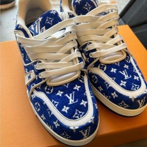 Louis Vuitton Trainer Blue monogram textile
